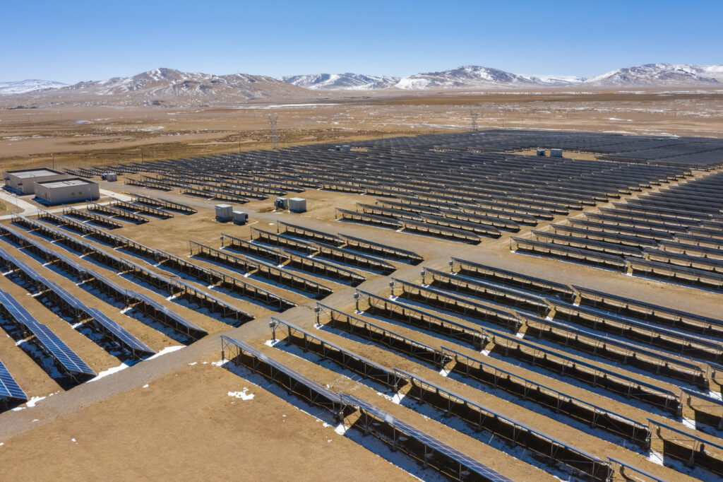 Fundamentos fotovoltaicos: módulos, strings, circuitos y CC